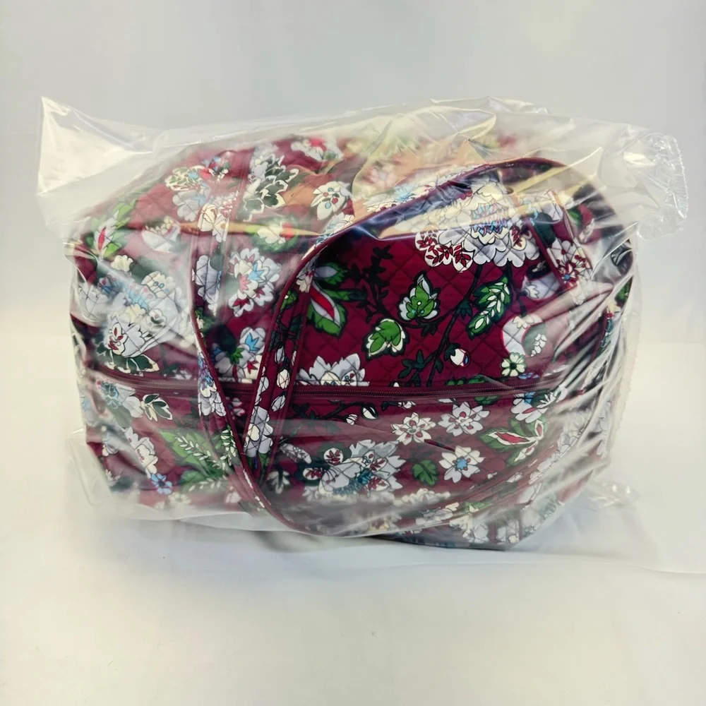 NEW Massive Lot of Vera Bradley Bordeaux Blooms Dragonfly Bags, Robe, Tumbler - Picture 13 of 16
